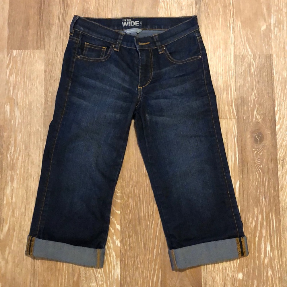 New York & Company Capri Pants